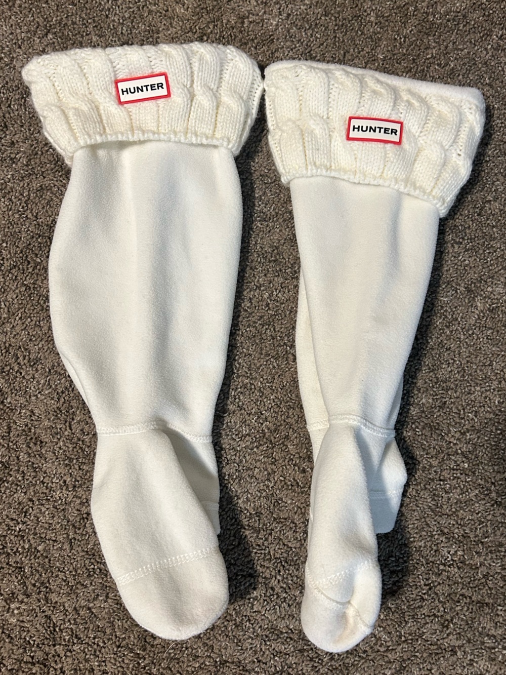 Hunter Women’s Ivory Cable Knit Boot Socks